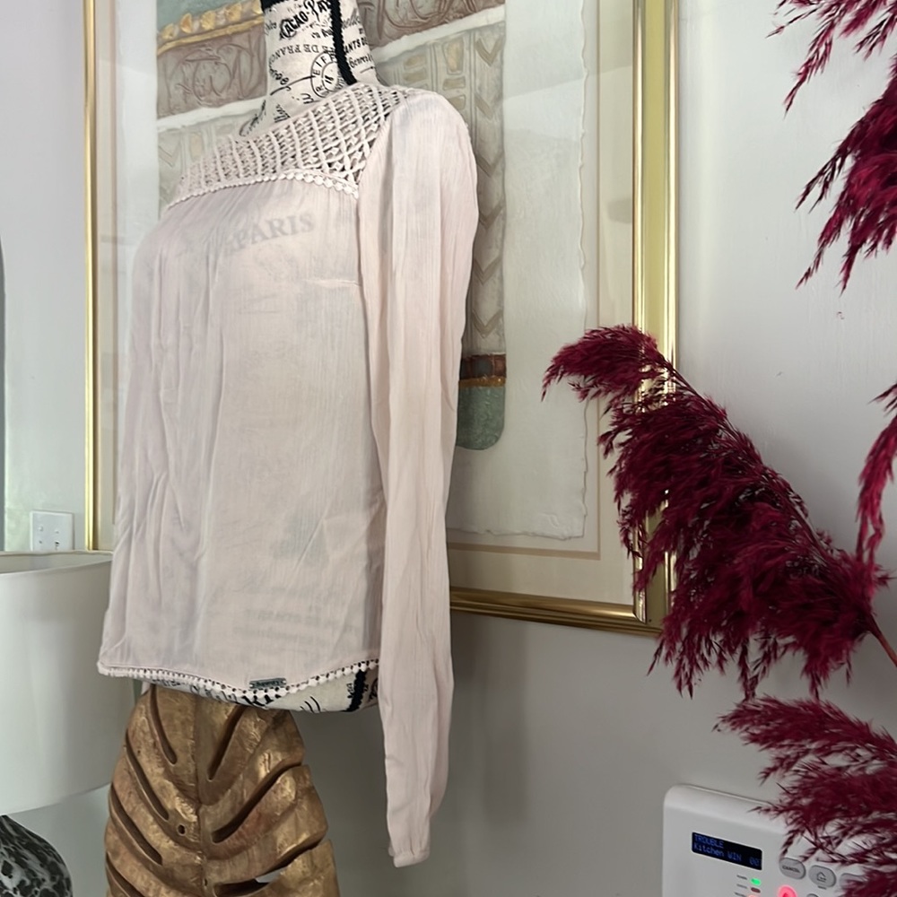 Brand new super dry  long sleeve blouse - Picture 4 of 14